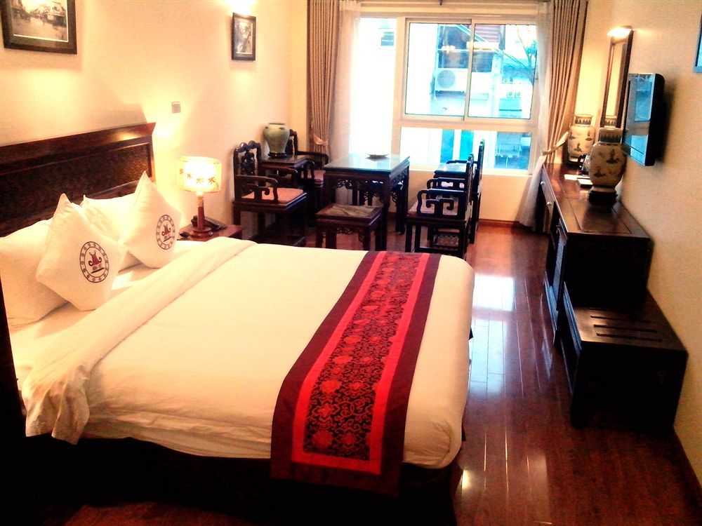 Classic Street Hotel Hanoi Exterior photo